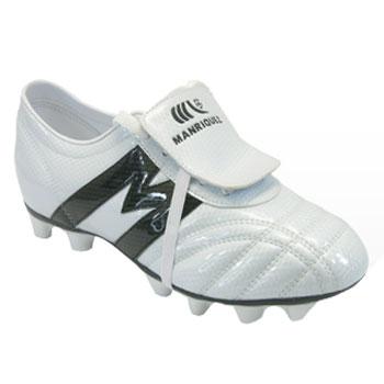Soccer Shoes MANRIQUEZ MID Black