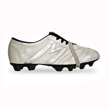 manriquez soccer shoes